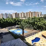 Golden Dolphin Flat Apart-Hotel Luxo Vista Piscinas e Parque Aquático