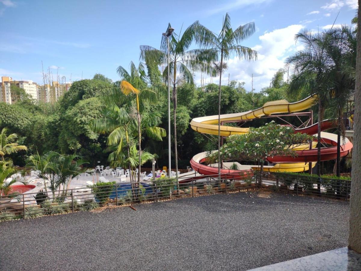 Aparthotel Golden Dolphin Flat Apart-Hotel Luxo Vista Piscinas e Parque Aquático *
